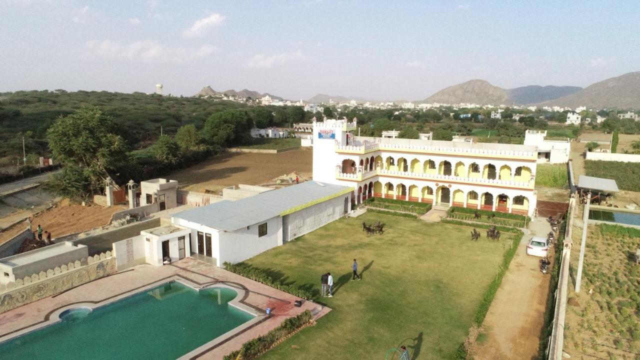Parvat Valley Resort & Spa Pushkar Esterno foto